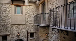 Rosso Corallo - Image 5