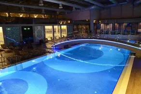 Luxury Hotel Concept Apartment - Image 3