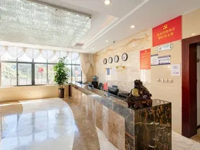 Pan Prague Resort Hotel - Image 3