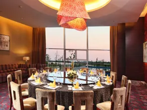 Grand Skylight International Hotel Gongqingcheng - Image 3