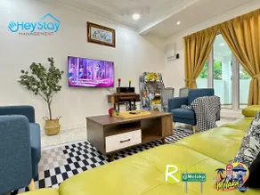 Klebang 4B3B21Pax PooltableKaraoK Jacuzzi TownArea - Image 4