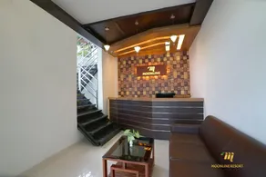 Moonline Resort - Image 5