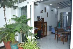 The Royal Luxury Suite: Fully Sanitised, AC, Wifi - Image 3