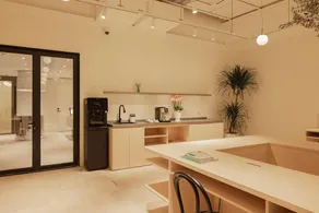 Hi Cozy International Hostel East Nanjing Road & The Bund & 24h English Services - Image 5