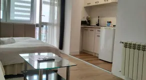 Zielone Wzgórze na Starówce - Image 3