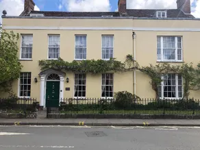 Percy House - Image 5