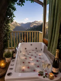 Swastikaa Aashiyana Home stay (Jacuzzi) - Image 3