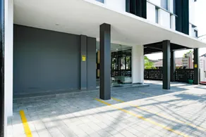 Sans Vibes Hotel Damai Yogyakarta - Image 3