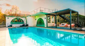 6BR Enchanted Estate on 5 Acres Pool & Mini Horses - Image 3