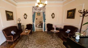 Kikelet Villa - Image 2