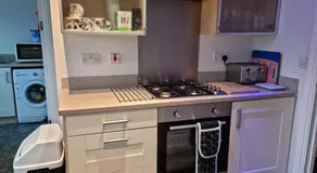 Sea Escape The Tardiis Beachfront location Aberavon beach Sea Views Driveway parking - Image 3