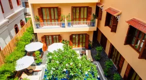 House Boutique Eco Hotel - Image 3