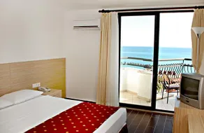 Boulevard Hotel - Image 2