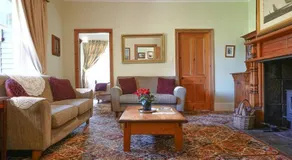 Waterfront Casilda House - 3 Bedrooms with Ensuites - Image 2
