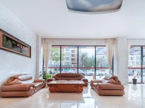 Yake Hotel - Image 4