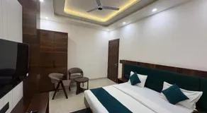 Hotel Bliss Inn & Terrace - Image 2