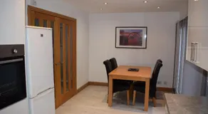 3 Bedroom-Kelpies Serviced Apartments Bruce - Image 5