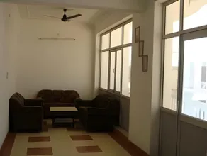 Hotel Tourist Palace - Image 2