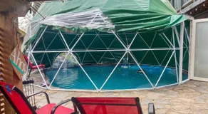 Poolside Hideaway Heated Pool All Year Ideal for Groups Sleeps 6 plus - Image 5