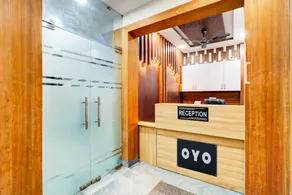 HOTEL O BONJOUR .INN NEAR CROWN PLAZA - Image 3