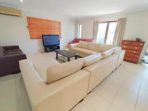 Cfamily 4K03  [air-con] double bedroom shared house - Image 2