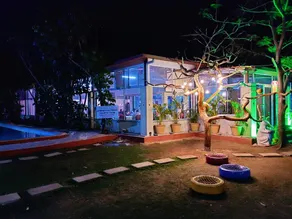Dew Drops Boutique Retreat - Image 4