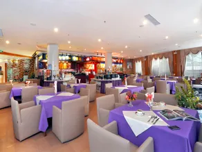 Sanya Luyi Sea View Hotel - Image 3