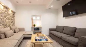 Ted Surf House - Image 5