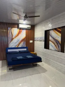 Dolphin House Beach Resort - Image 4