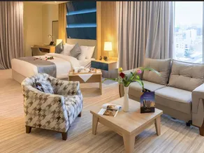 Al Mansour Suites Hotel - Image 4