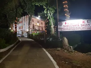 Hotel Shree Mata Sadan - Image 4