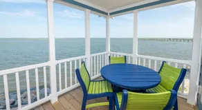 Blufin Bungalows & Marina - Image 2