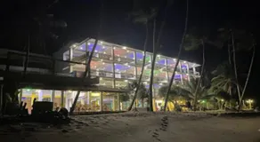 Cool Beach Hotel - Image 4
