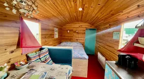 Island Sleeping - Image 2