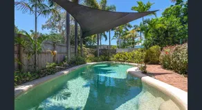 Entire 2 bedroom townhouse - Four Mile Beach Escapes - your home away from home - Image 3