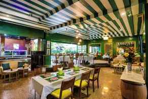 Johns Pardede International Hotel - Image 4