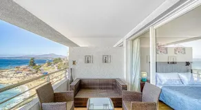 Ocean Bright 2BR W/ View, Wifi, Parking & Pool - Image 3