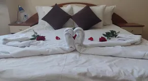 Хотел Флора private studio All seasons - Image 2