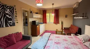 El Karma Hotel Studio with beach and pools - Image 2