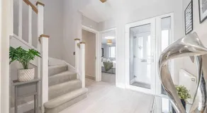 Luxury new build 5-Bed Bungalow-Long Stay Offer - Image 3