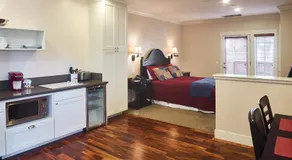 Hotel Mac - Image 3