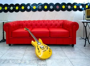 Red and Blues Music Hotel Genova - Image 3