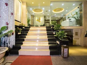 Ambassador Saigon Hotel - Image 4