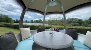 Lake View Retreats - Image 3