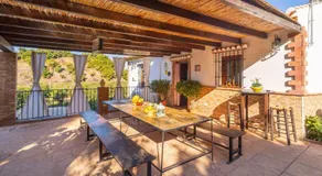 Villa Anamar Benamocarra by Ruralidays - Image 3