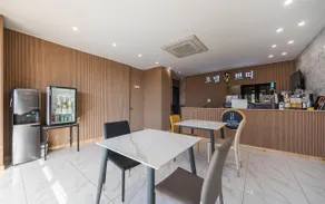 Hotel Petit Gimpo - Image 4