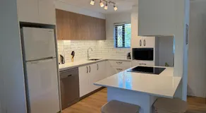 Burleigh Palms Holiday Apartments - Image 4