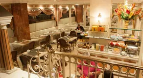 King Hotel - Image 3