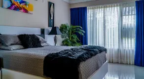 Luxury Kingston Apt - Pool & free parking 20 south - Image 2