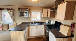 Daisy's luxury caravan at tattershall lakes - Image 3